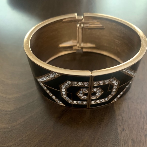 Beautiful cuff bracelet with long matching necklace - Picture 2 of 5